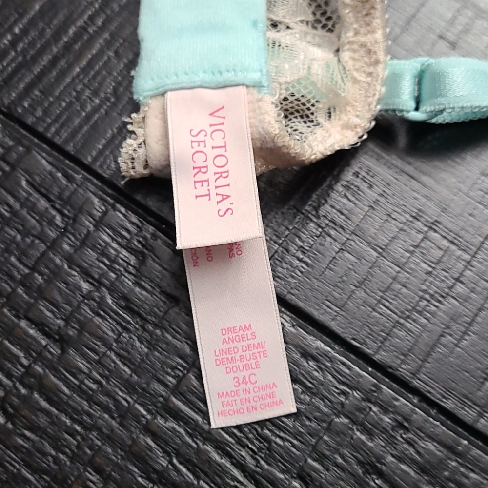 Victoria's Secret Dream Angel Bra - Picture 6 of 7